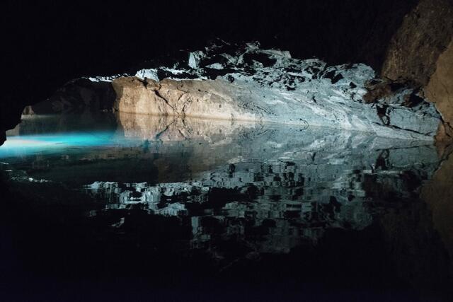Ein Blick in die Seegrotte Hinterbrühl, Europas größter unterirdischer See. | Foto: Claus J. Boeswarth