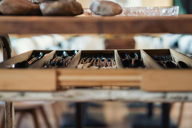 Im Herbst startet traditionell die Gansl-Saison in der heimischen Gastronomie.  | Foto: Ambitious Studio* | Rick Barrett/Unsplash