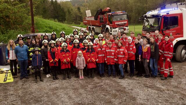 Rund 30 Rotkreuz- und Feuerwehrjugendliche waren 24 Stunden im Einsatz. | Foto: F. Wicha, J. Reicher, M. Hausegger | Rotes Kreuz Stmk.