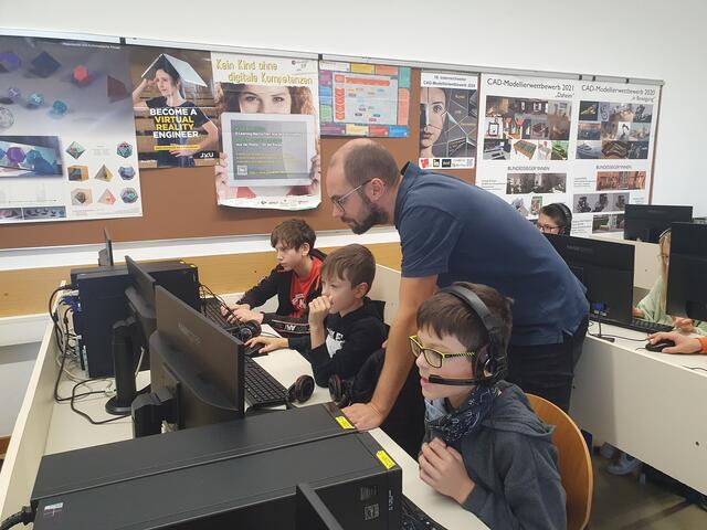 Schüler nutzten die Herbstferien zur Informatik-Weiterbildung. | Foto: BRG Steyr