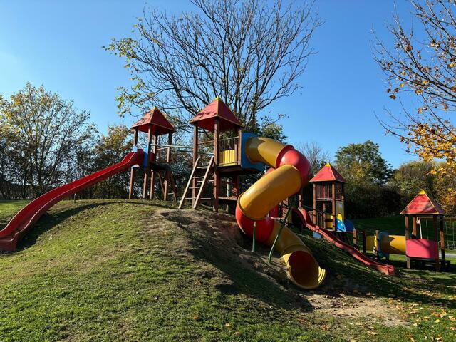 Der Spielplatz in Schützen am Gebirge soll um neue Spielgeräte und eine Workoutanlage erweitert werden. | Foto: Lisa-Marie Zehetbauer