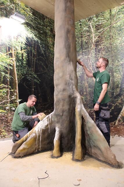 Das Bau-Team des Zoos Schmiding habe sich ordentlich ins Zeug gelegt, um den Halbaffen auch eine artgerechte und angenehme Behausung zu schaffen. | Foto: ZooSchmiding/Peter Sterns