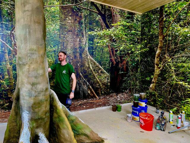 Das Bau-Team des Zoos Schmiding habe sich ordentlich ins Zeug gelegt, um den Halbaffen auch eine artgerechte und angenehme Behausung zu schaffen. | Foto: ZooSchmiding/Peter Sterns