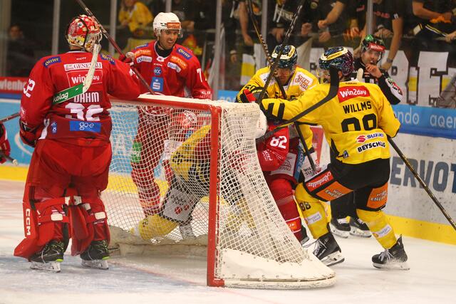 Nach drei Niederlagen in Folge kehrte der EC-KAC in der win2day ICE Hockey League auf die Siegerstraße zurück. | Foto: Leo Vymlatil