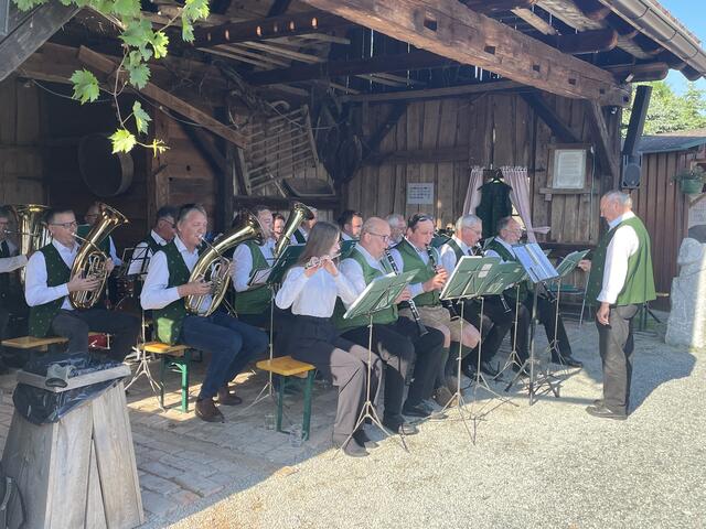 "Pepis Egerländer" bei einem Gastspiel in der Schratlhütte in Heimschuh | Foto: Waltraud Fischer