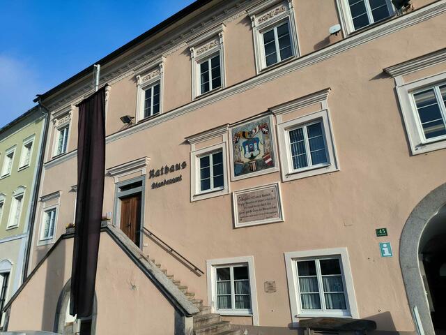 Auch in der Gemeinde Haslach wurde die schwarze Fahne gehisst. | Foto: Gemeinde Haslach