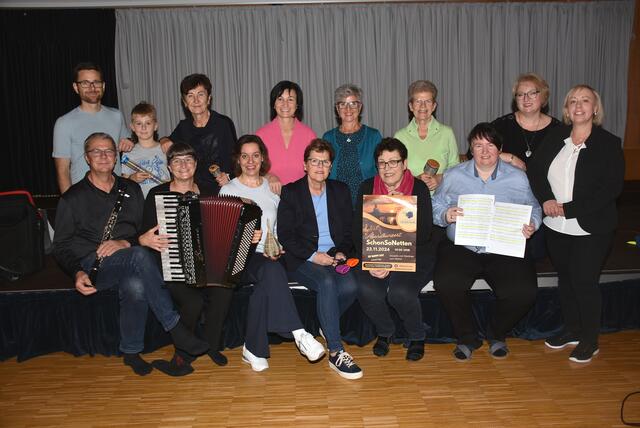 Gospels und Gesänge zum Abend heißt es am Samstag, 23. November 2024, um 19.30 Uhr in der Pfarrkirche Pabneukirchen. Die SchonSoNetten, das Frauenensemble der Liedertafel Pabneukirchen, laden zu ihrem Abendkonzert.  | Foto: Zinterhof