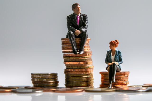 Der Equal Pay Day fällt 2024 auf den 1. November, nach diesem Tag arbeiten Frauen quasi gratis. | Foto: adobe.stock.com/Ezio Gutzemberg