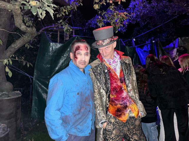 Im Halloween-Garten in Stoob wurde man von düsteren Figuren empfangen. | Foto: Rosenberger Victoria