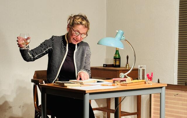 Ingeborg Schwab las im Kulturforum Lyrik von Mascha Kaléko. | Foto: Dagmar Tutschek