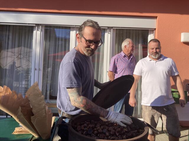 A´ bisserl Geduld noch bitte!