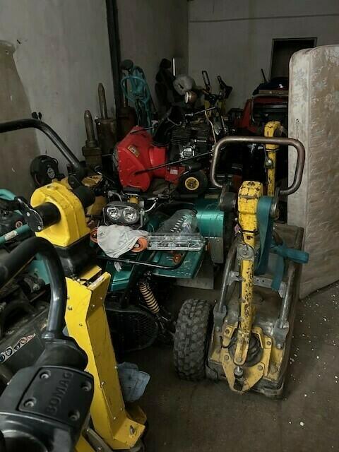 Unter dem Diebesgut befinden sich auch zahlreiche Gegenstände aus Einbrüchen in Himberg, Wiener Neudorf und Wien. | Foto: LPD NÖ