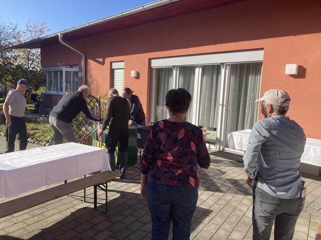 Die Vorbereitungen laufen ...