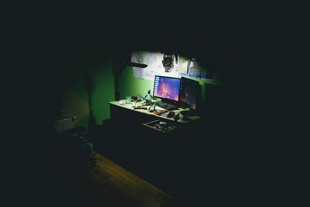 Suchtmittel können schon längst auch über das Internet bezogen werden. (Symbolfoto) | Foto: Kaur Kristjan/Unsplash