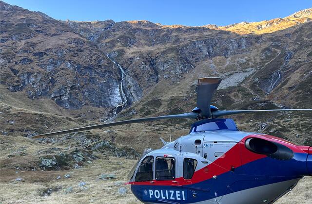 Mittwoch Nachmittag wurde in den Zillertaler Alpen nahe des Berliner Höhenwegs im Bereich Kesselalm, Wasserfall eine männliche Leiche aufgefunden. | Foto: Zoom.Tirol