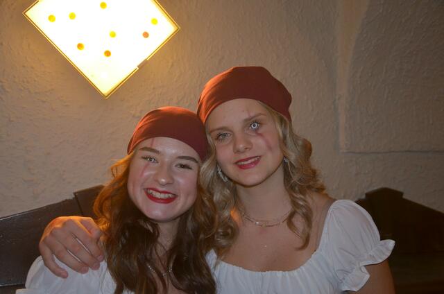 Piratinnen: Suki, Kaning, und Helena, Lieserhofen