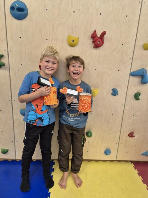 Oskar Vana, Liam Freisleben