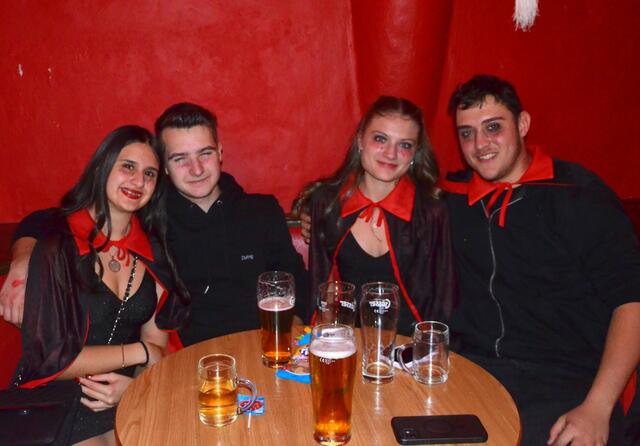 Sarina, Gmünd, Sandro, Malta, Laura, Trebesing, und Maximilian, Malta