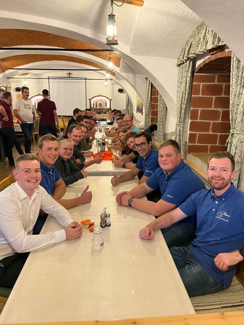 Die Landjugend des Bezirks Deutschlandsberg beim Ortsgruppentreffen. | Foto: Landjugend Bezirk Deutschlandsberg