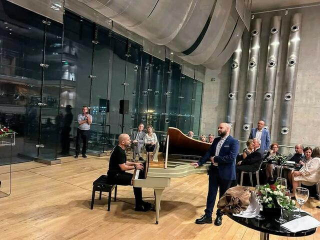Schubert-Lieder, vorgetragen durch den Tenor Nikolaos Charalampous Konstantinou, begleitet am Klavier von Nikolaos Zafranas | Foto: Österreichisches Honorarkonsulat Thessaloniki