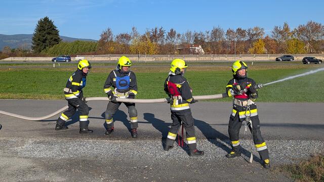 Die Prüfung erforderte eine gute Zusammenarbeit im Team. | Foto: FF Stainz