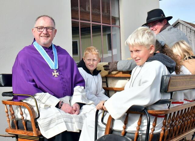 Pfarrer KonsR. Kan. Mag. Wolfgang Schnölzer 