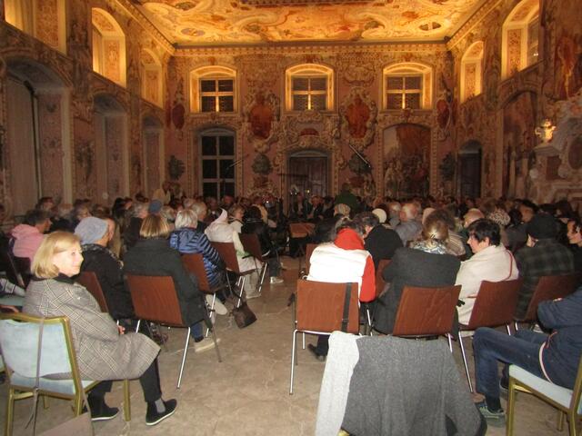 gefüllter Bernardisaal | Foto: Tatschl