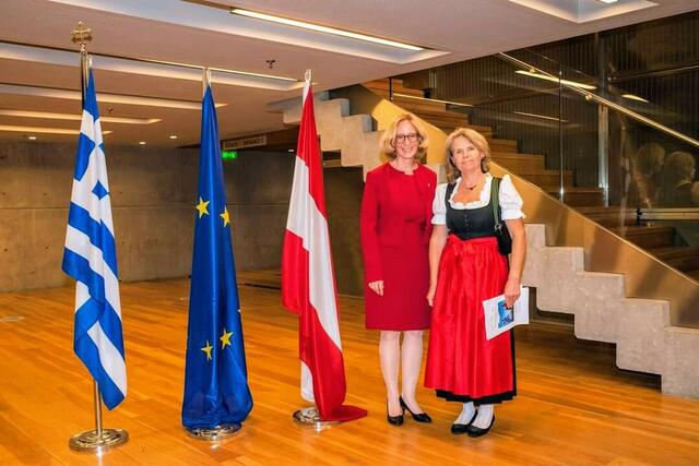 Botschafterin Gerda Vogl mit Honorarkonsulin Evelyn Wallner Papadopoulou  | Foto: Österreichisches Honorarkonsulat Thessaloniki
