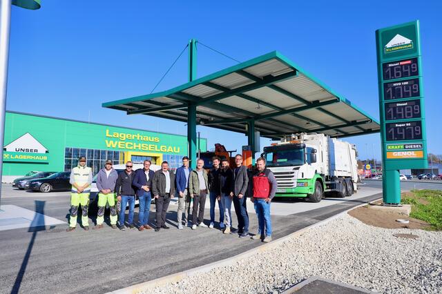 Die neue HVO 100-Tankstelle beim Lagerhaus Wechselgau in Hartberg wurde in Anwesenheit zahlreicher Ehrengäste eröffnet. | Foto: Alfred Mayer