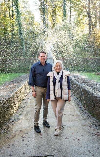 "Schlossherr" Christian Sernatinger mit Stadträtin Andrea Brandner | Foto: Stadt Salzburg/Escabosa