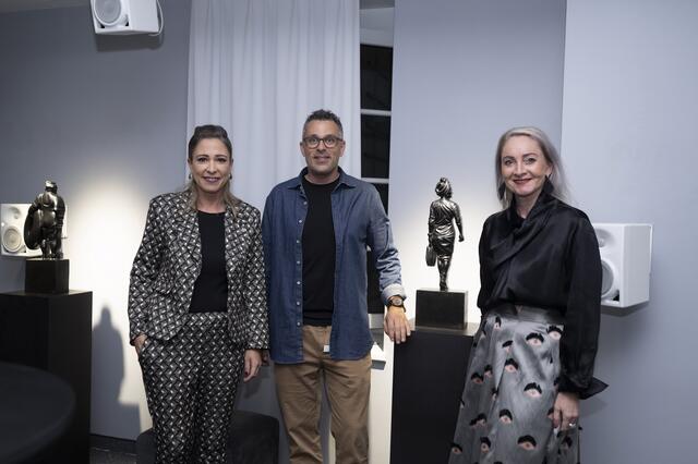 Stadträtin Mariella Lutz, Michael Perlornigg  (Steinmayr &amp; Co Insurance Brokers) und Karolina Holaus (WKO). | Foto: AUDIOVERSUM / Geri Berger