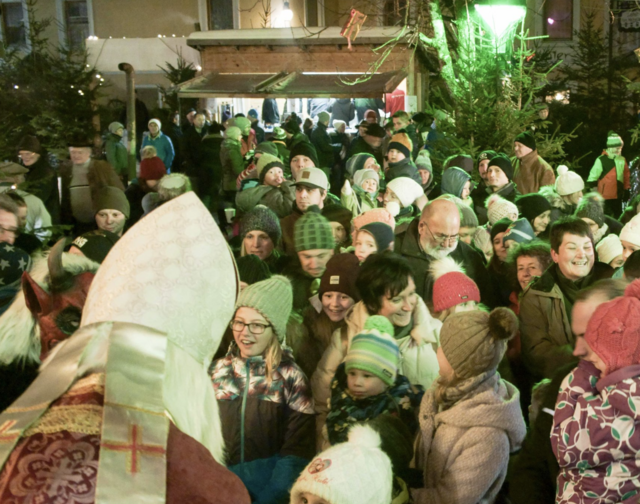 Der Nikolaus kommt. | Foto: Tourismusbüro Pielachtal
