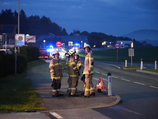 Alle anderen Feuerwehren des Abschnittes nahmen mit je 3 leitenden Dienstgraden als Übungsbeobachter teil. | Foto: ASBÖD Bezirk Flachgau, Abschnitt 3 - VI Jakob Hohmann