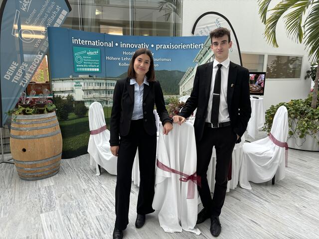 Elina Lausegger, 2AT, und Florian Schwinger, 5BT,  erklären uns ihre Sicht wenn es um Social Media und deren Zukunft geht. | Foto: MeinBezirk.at