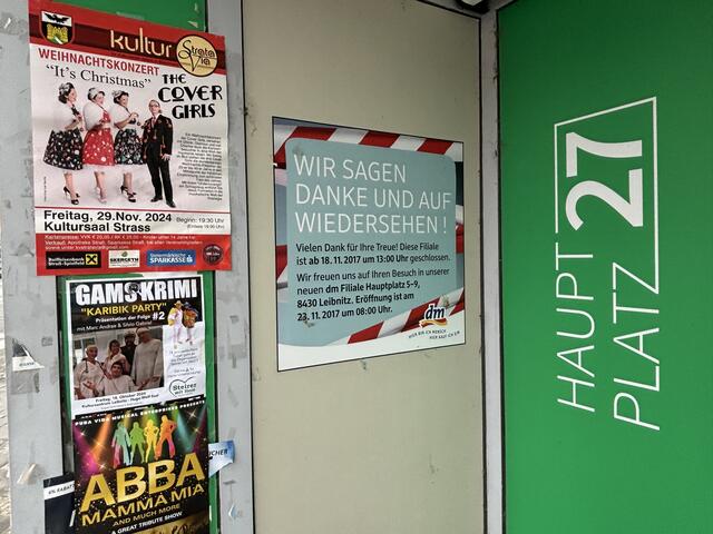 Am Hauptplatz zieht im Frühjahr der Hartlauer ein.