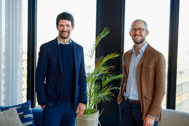 (v.l.) Lukas Püspök, CEO der PÜSPÖK Unternehmensgruppe, mit Konstantin Erol, Geschäftsführer für Projektentwicklung Österreich, Einkauf und Bau. Beide gehören zum fünfköpfigen Führungsteam von PÜSPÖK. | Foto: PÜSPÖK/Thomas Kirschner