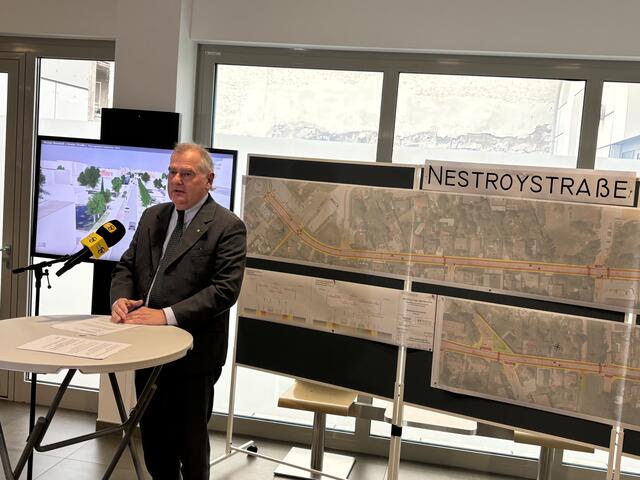 Infrastrukturstadtrat Franz Dinhobl. | Foto: Zezula