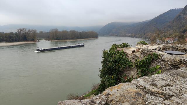 Dürnstein liegt direkt an der Donau... | Foto: I.Wozonig
