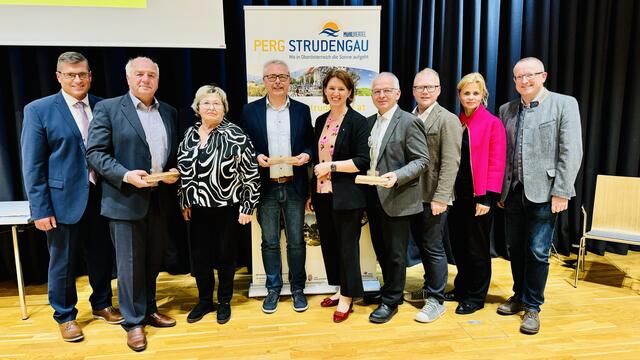 Hinterdorfer, Aichinger, Aichinger, Nenning, Langer-Weninger, Prinz, Brandstetter, Lindorfer, Kreisl. | Foto: Leader-Region Perg-Strudengau