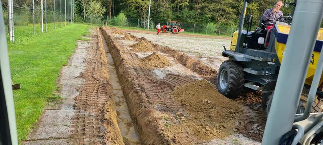 Sanierung Fußball-Nebenfeld in Pabneukirchen.  | Foto: privat