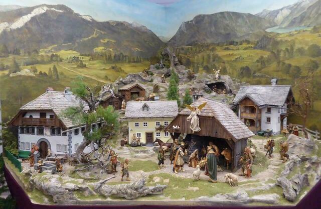 Wunderschöne Krippen werden bei der Ausstellung in Grins gezeigt. | Foto: Kurt Eckel