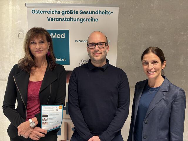 Moderatorin Christine Radmayr (li.), Gerhard Traxler, Facharzt für Neurologie, und Landtagsabgeordnete Elisabeth Manhal (ÖVP). | Foto: MeinBezirk