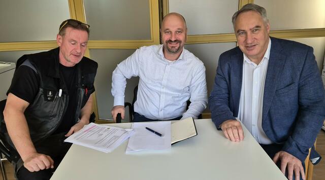 Manfred Hebenstreit, Michael Wieshammer-Zivkovic  und Josef Schmidl Haberleitner erarbeiten eine Lösung. | Foto: Stadtgemeinde Pressbaum