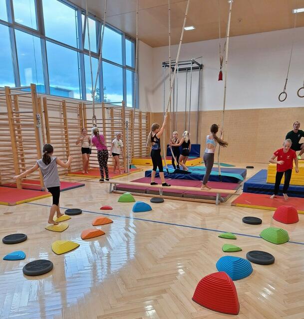 Koordination und Bewegung stehen im Mittelpunkt der Einheiten. | Foto: Atus Köflach