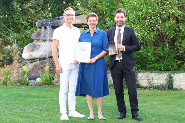 Die Geschäftsführung des Park Igls Medical Spa Resort in Innsbruck-Igls. Von links: Chefarzt Dr. Peter Gartner, Mag. Andrea Gnägi, Werner Chizzali. | Foto: (C) Park Igls