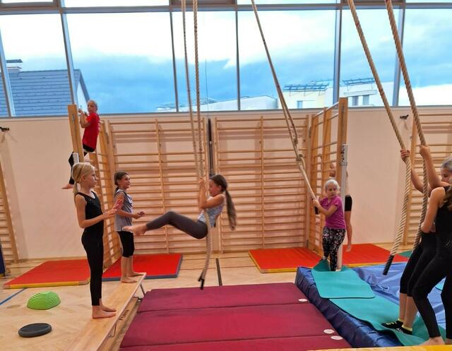 In der Sporthalle in Köflach wird fleißig geturnt und geübt. | Foto: Atus Köflach