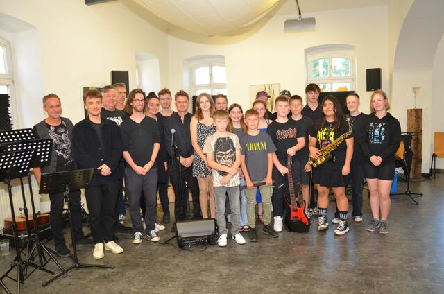 Rock - Pop &amp; Kunst im Kunsthaus Köflach mit prominenten Begleiterinnen und Begleitern | Foto: Musikschule Köflach