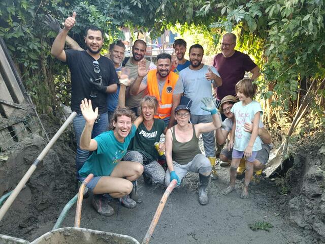 Der Verein wird für seine Verdienste um die Hochwasserhilfe geehrt. | Foto: Freie syrische Gemeinde Österreichs