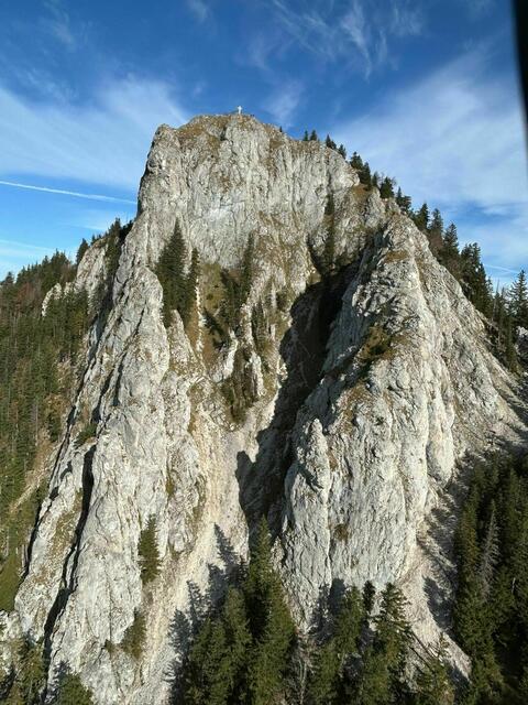Sieben Bergretter aus St. Gilgen rückten zum Einsatz auf den Frauenkopf aus. | Foto: Bergrettung St. Gilgen