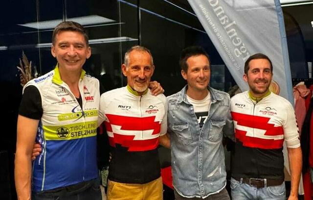 Siegerehrung beim Weingut Hillinger (v.l.): Unterhuber, Lang, Exradprofi Jonny Hoogerland und Hufnagl. | Foto: IRRE Racing Team